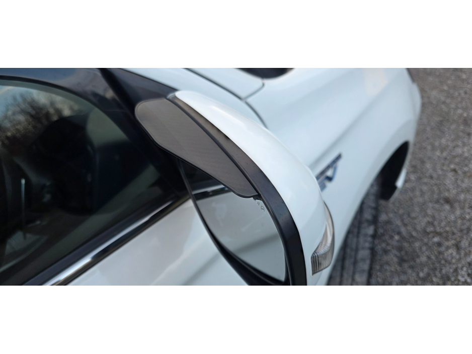 2019 Mitsubishi Outlander - image 11