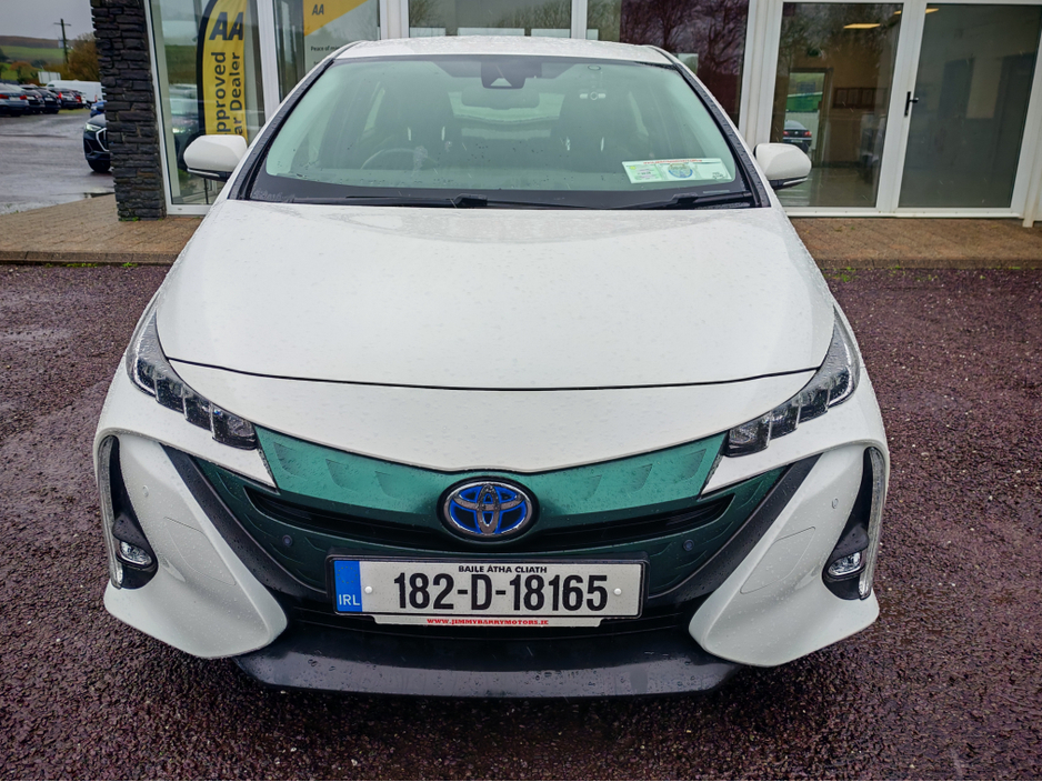 2018 Toyota Prius - image 4