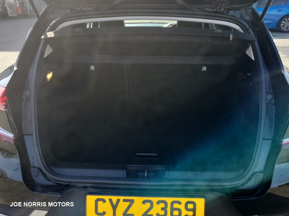 2023 Renault Captur - image 9