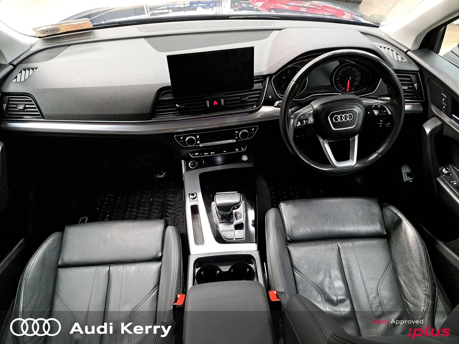 2022 Audi Q5 - image 12