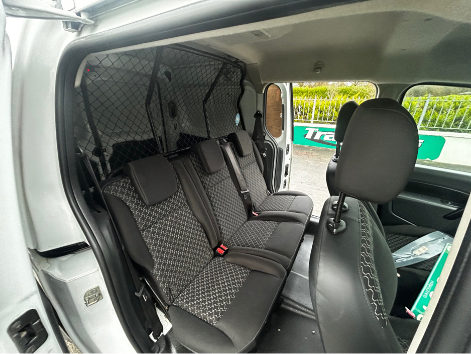 2012 Renault Kangoo 1.5 MAXI LL DCI 90 6DR 5 SEATER  CREWCAB €3,250