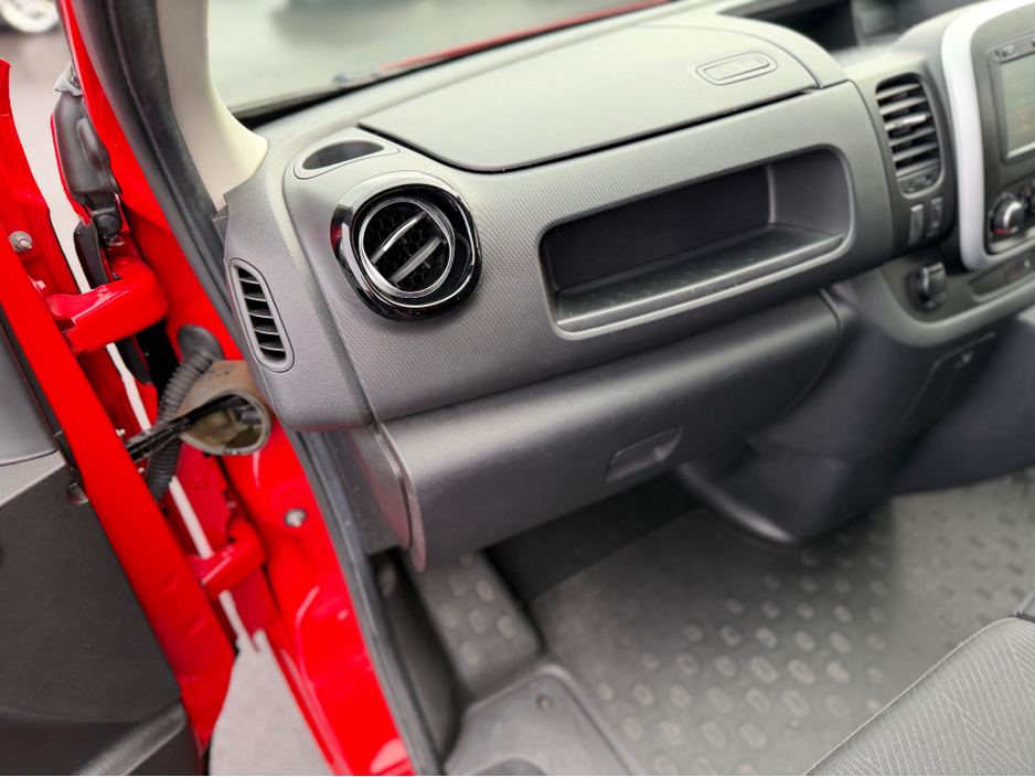 2020 Renault Trafic LL30 ENERGY - 2.0L DIESEL- AUTO - 12M WARRANTY - CAR: 1773 €14,950