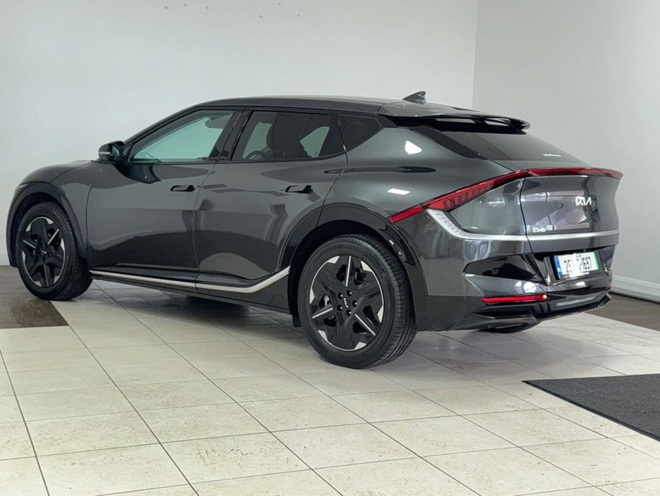 2025 Kia EV6 - image 13