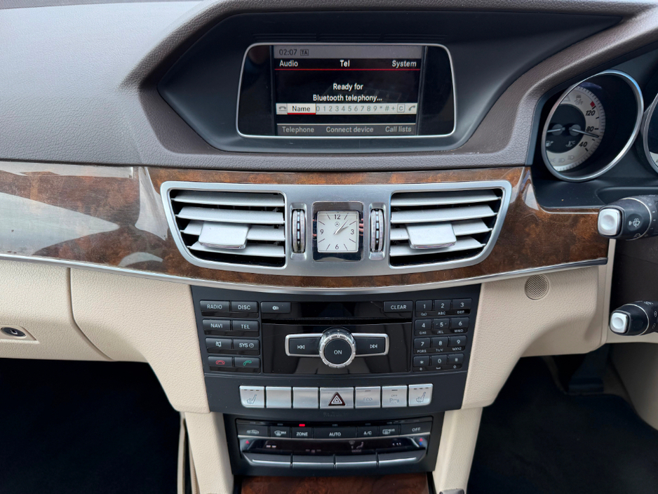 2015 Mercedes-Benz E Class - image 12