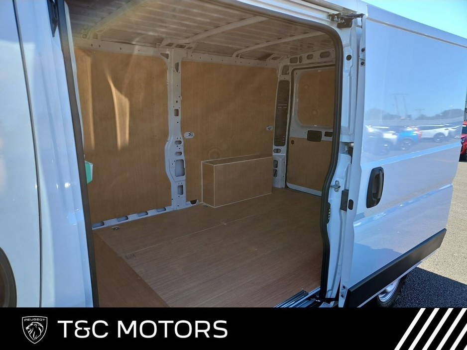 2026 Peugeot Boxer L2 H1 2.2 DIESEL *PLY LINED* Price is Ex Vat €32,350