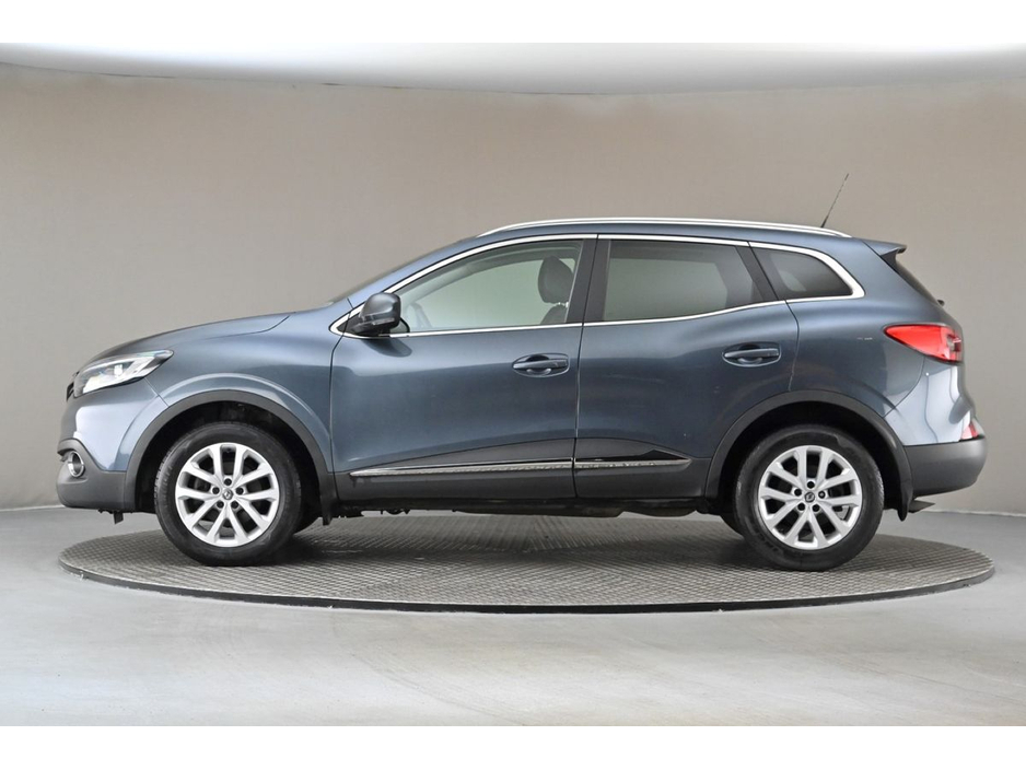 2016 Renault Kadjar - image 5