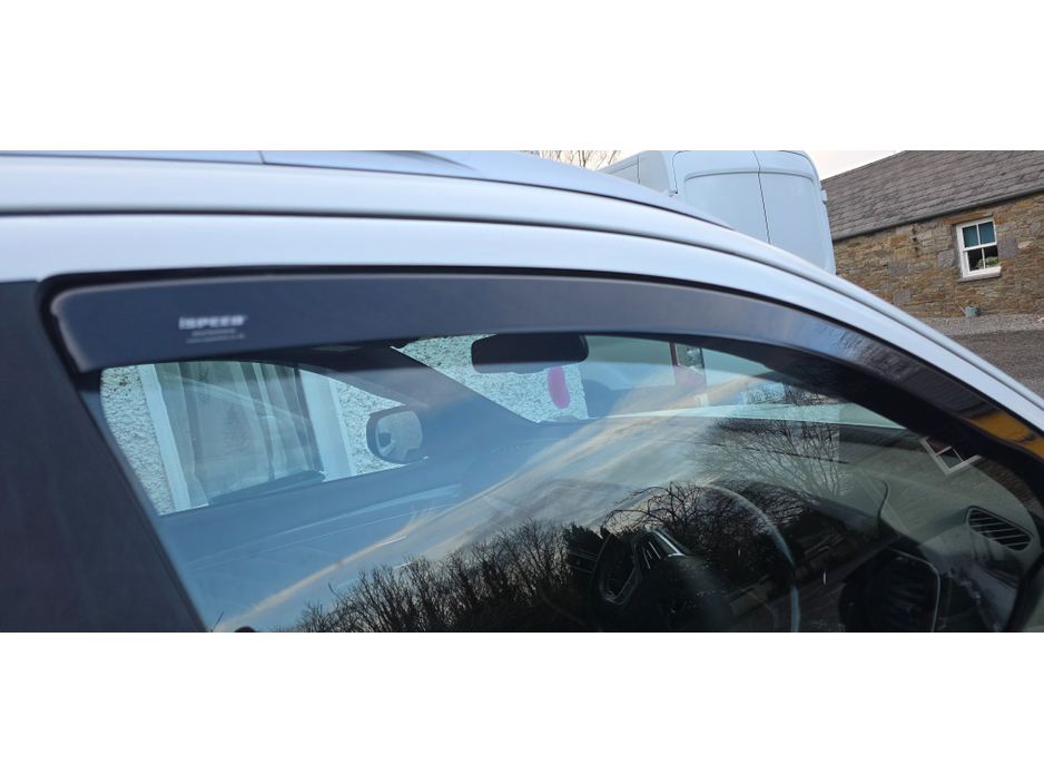 2019 Mitsubishi Outlander - image 12