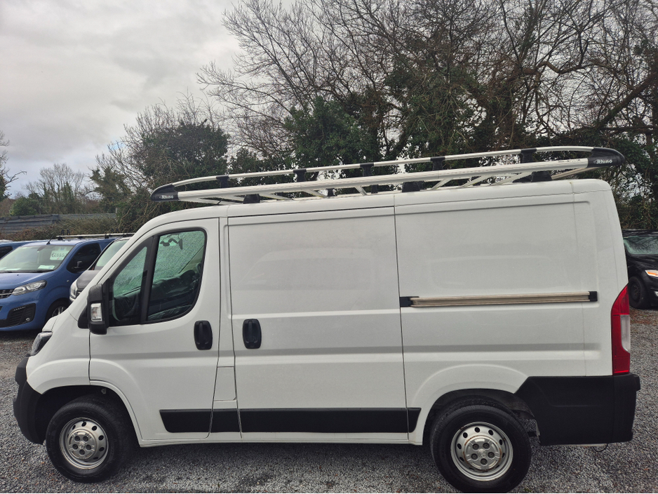 2022 Peugeot Boxer 330 L1 H1 2.2 BLUE HDI €17950 inc vat €14,593