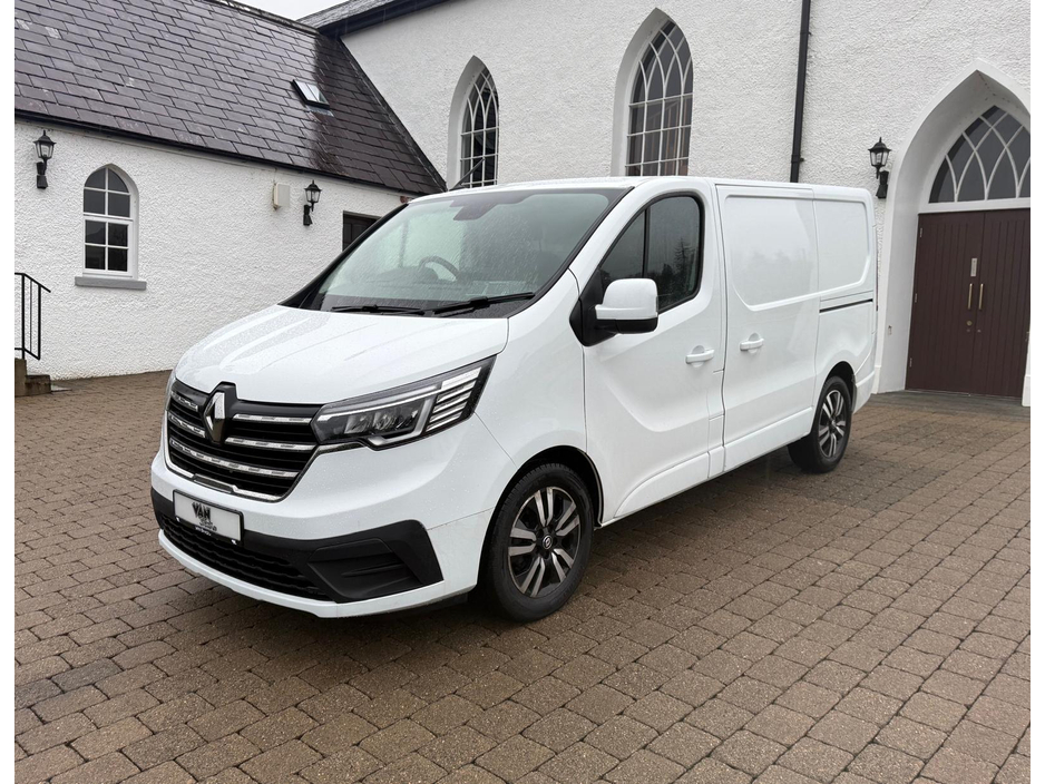 2023 Renault Trafic SL28 SporBUSINESS PLUS DCI €22,995