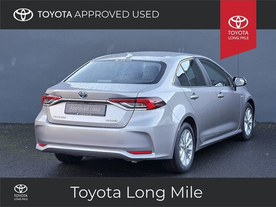 2022 Toyota Corolla 1.8 Hybrid Luna Saloon 4dr €25,949