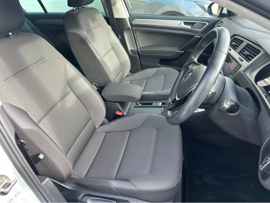 2016 Volkswagen Golf 1.2 TSI DSG Comfortline €15,950