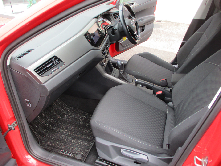 2019 Volkswagen Polo - image 14