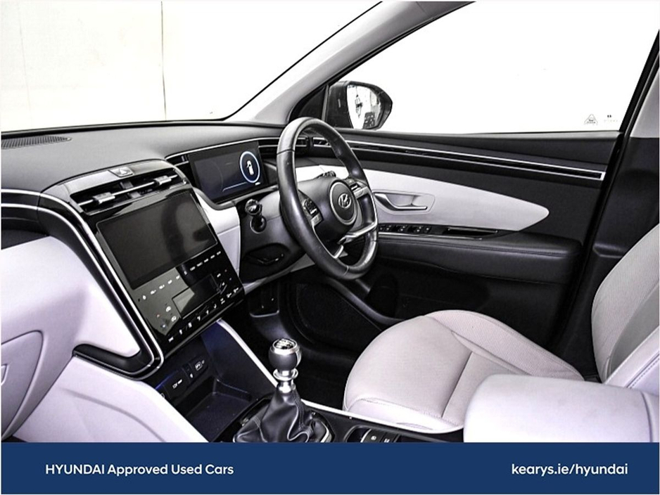 2022 Hyundai Tucson - image 5