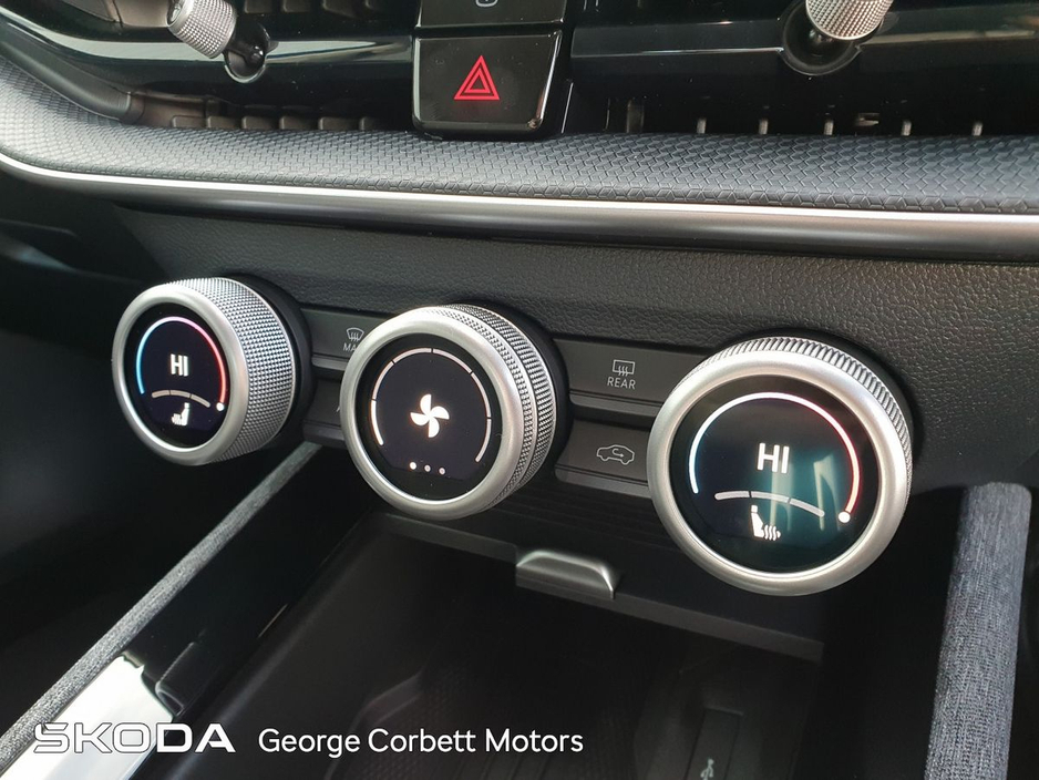 2026 Skoda Superb - image 15