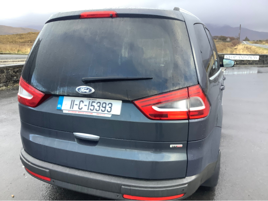 2011 Ford Galaxy - image 22