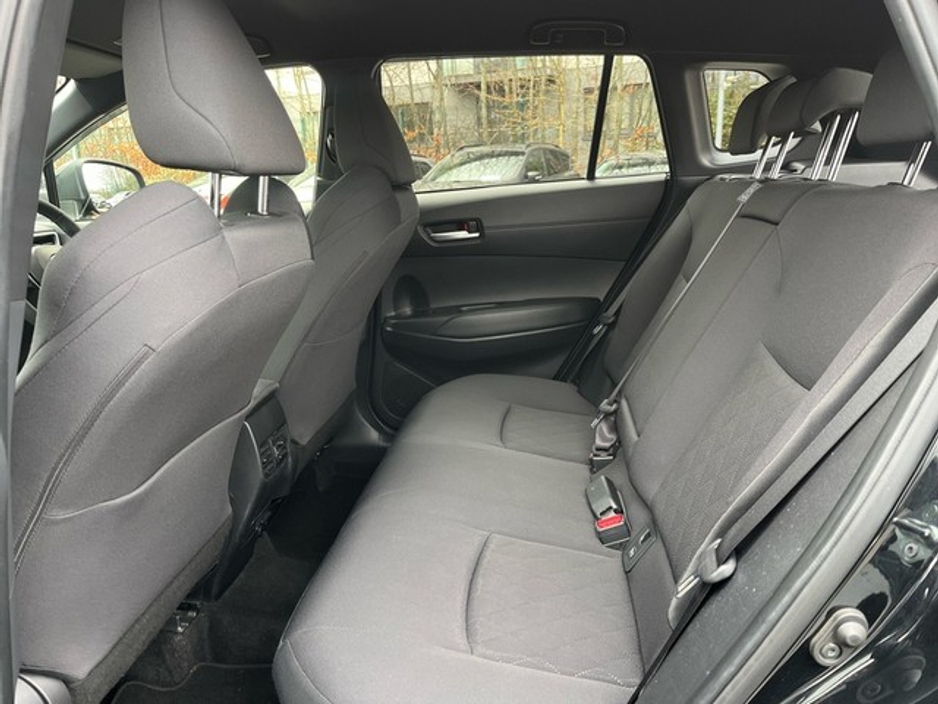 2022 Toyota Corolla Cross COROLLA CROSS 2.0 LUNA SPORT €32,950