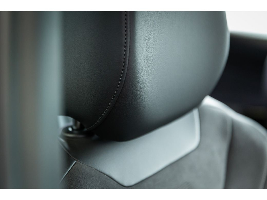 2023 Volkswagen ID.4 - image 36