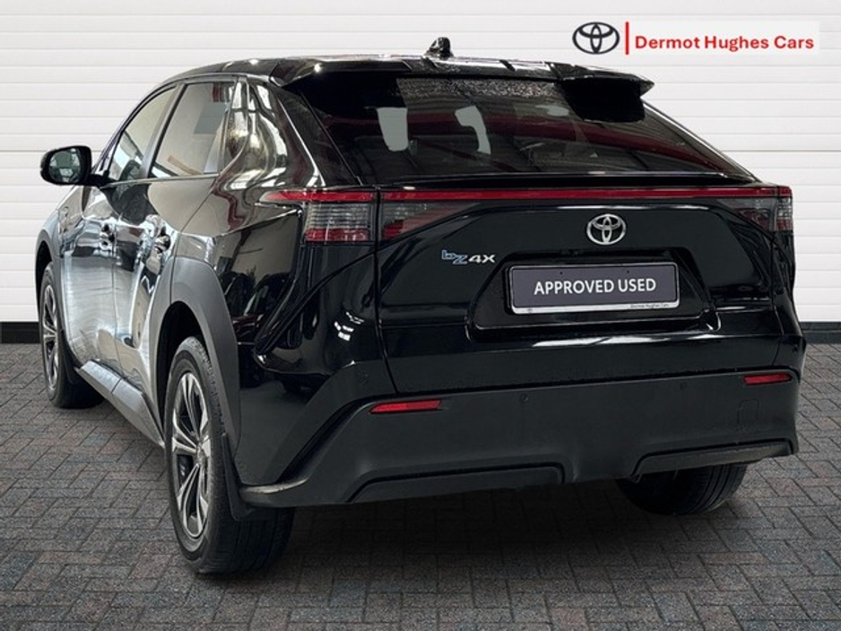 2023 Toyota bZ4X - image 2