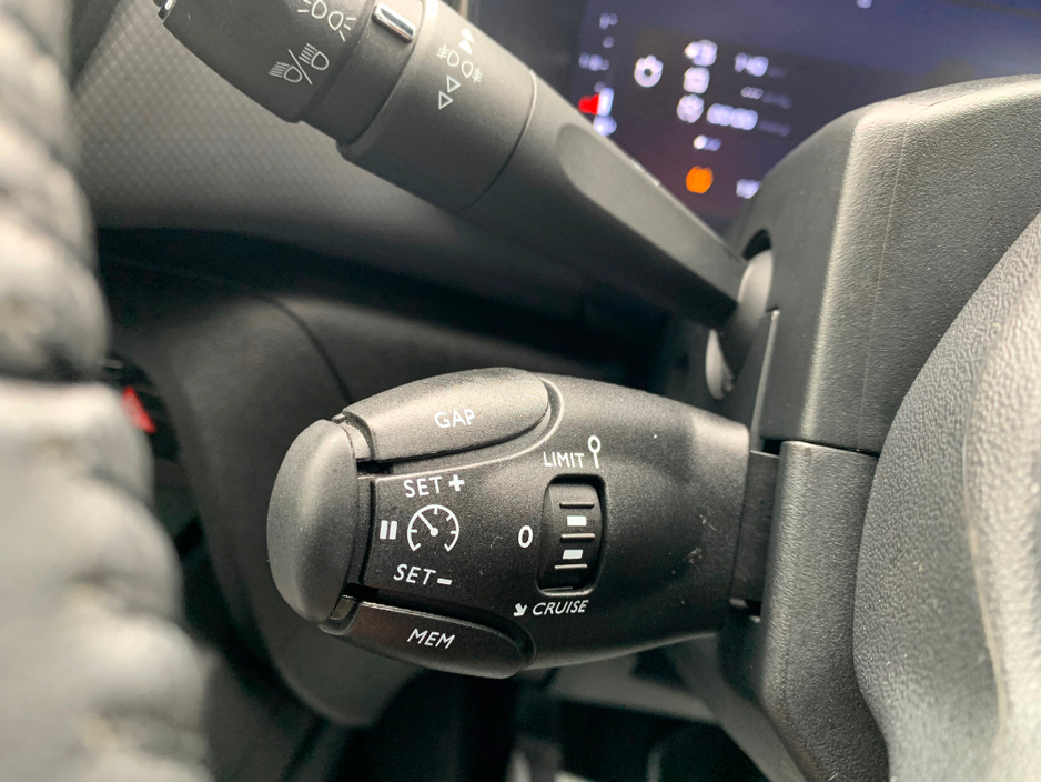 2023 Citroen C5 Aircross - image 23