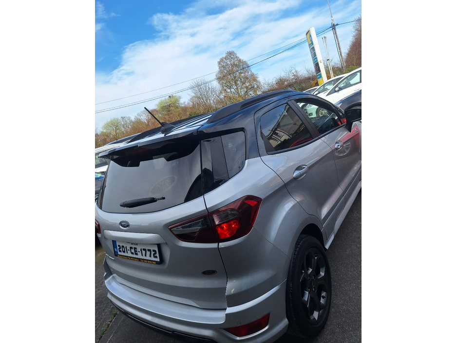 2020 Ford Ecosport - image 5