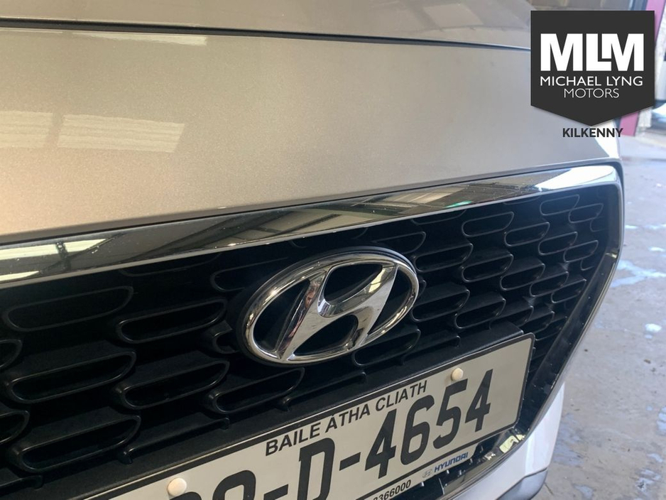 2019 Hyundai i30 - image 10