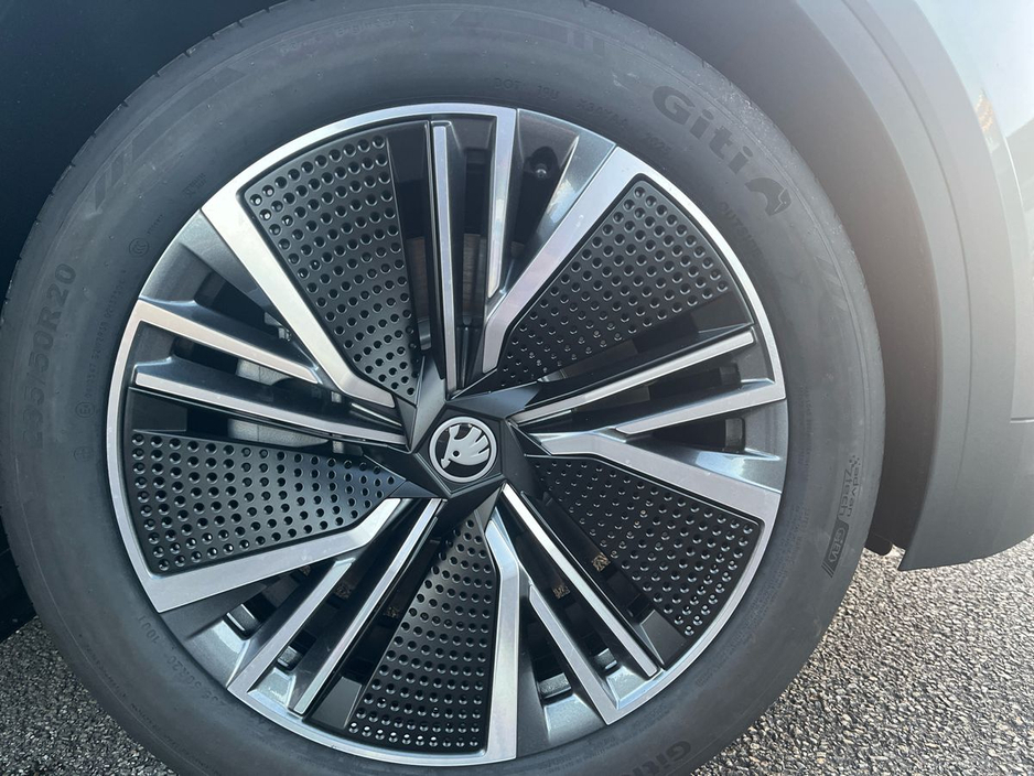 2026 Skoda Elroq - image 5