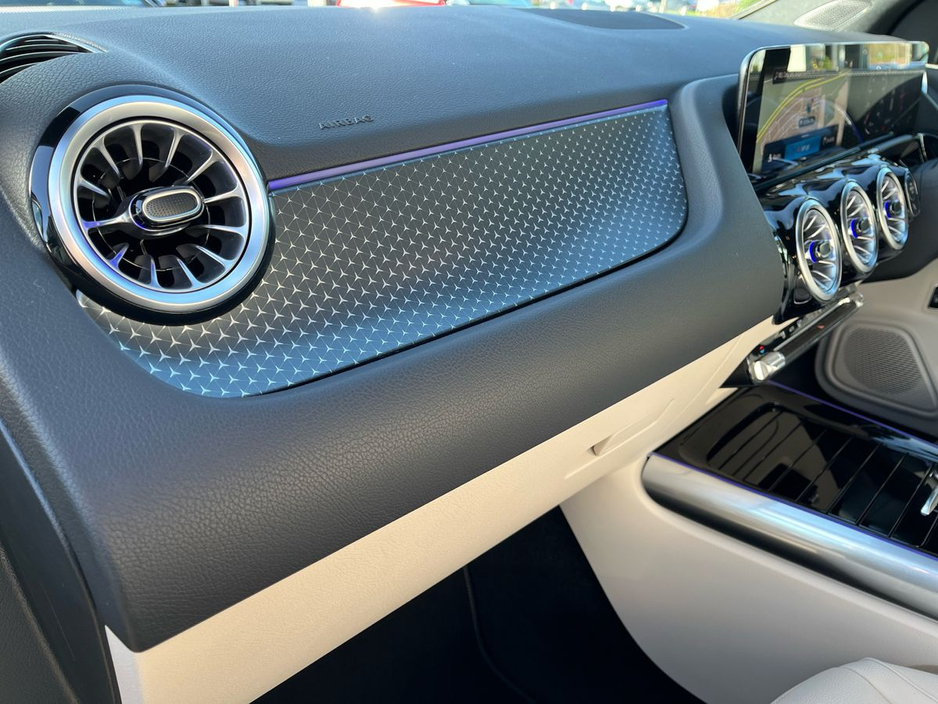 2025 Mercedes-Benz GLA Class - image 17