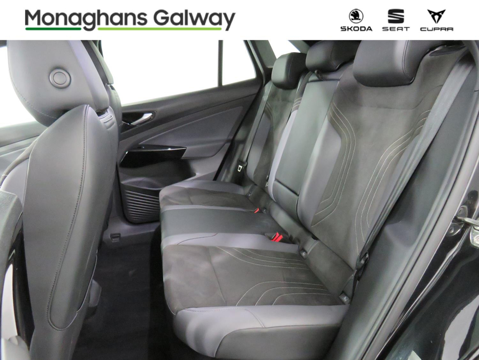 2023 Volkswagen ID.4 - image 15