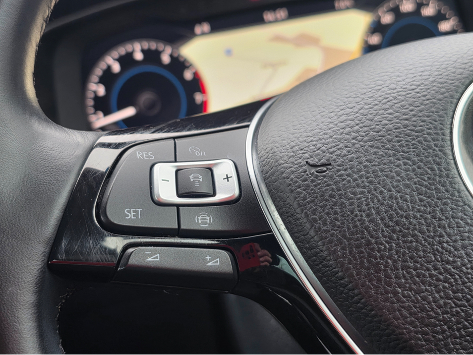 2019 Volkswagen Golf 1.4 TSI  VIRTUAL CLOCKS  REVERSE CAMERA - NAVIGATION - CARPLAY - ANDROID AUTO-   - DISCOVER PRO €18,950