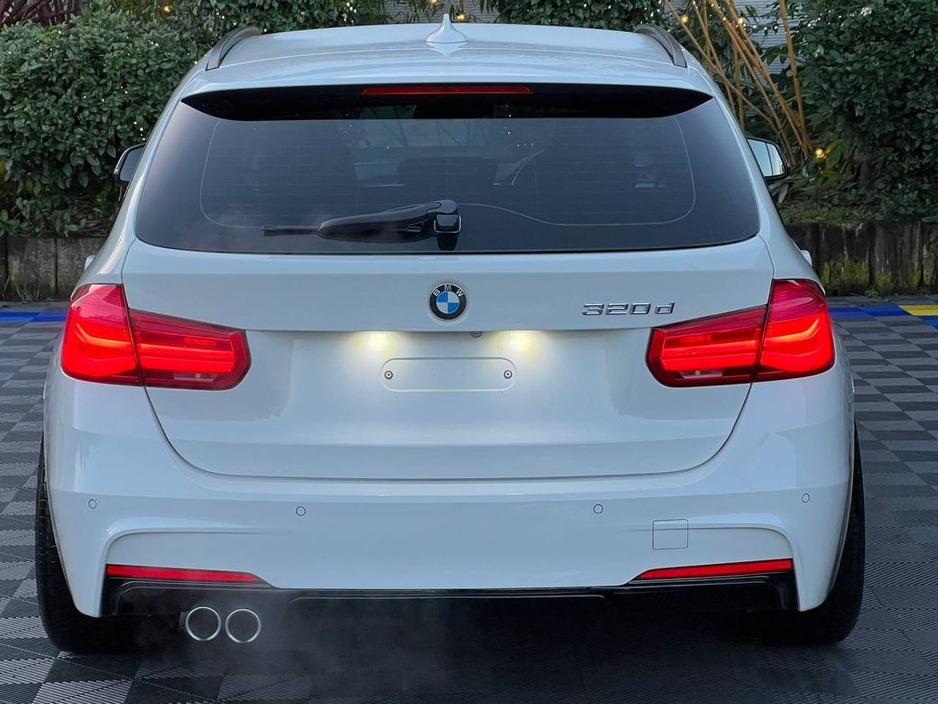 2017 BMW 3 Series 320d M-SPORT COMPETITION PACKAGE TOURING // FULL SERVICE HISTORY // NEW 20" M3 ALLOYS // ADAPTIVE CRUISE CONTROL €23,950