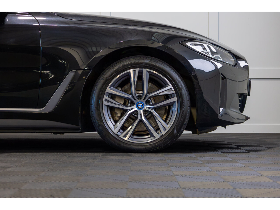 2023 BMW i4 eDrive40 Sport €34,950