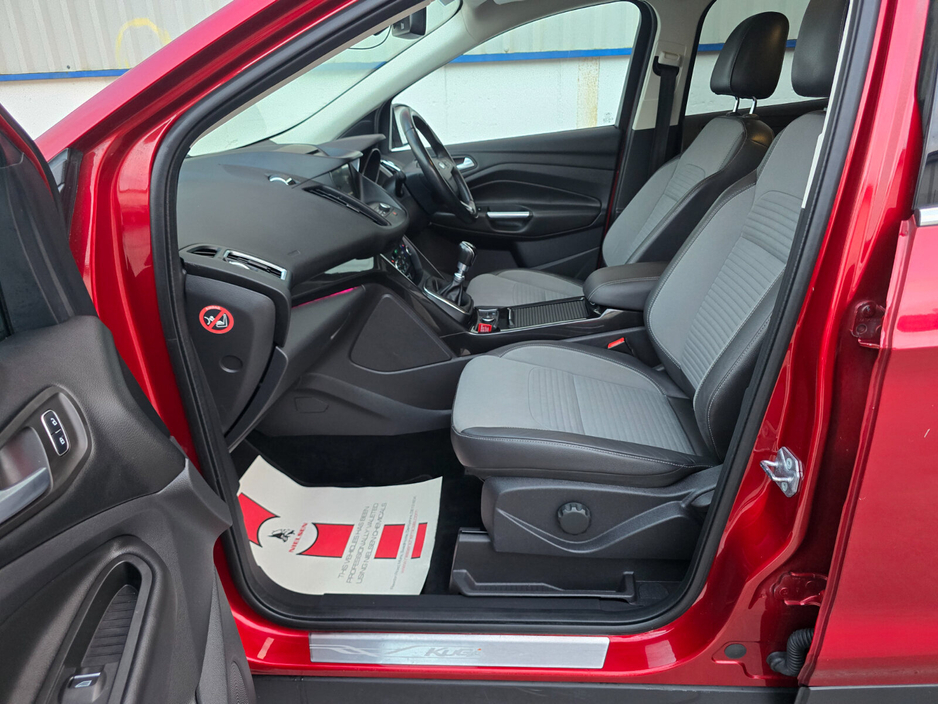 2017 Ford Kuga 2.0TDCI 150PS Titanium €13,950