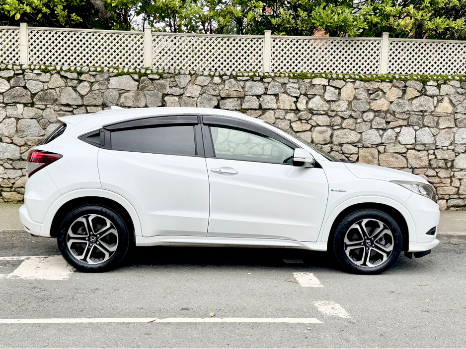 2015 Honda Vezel 1.5l HYBRID!!!AUTO!!ONLY 68K MLS !! €13,900