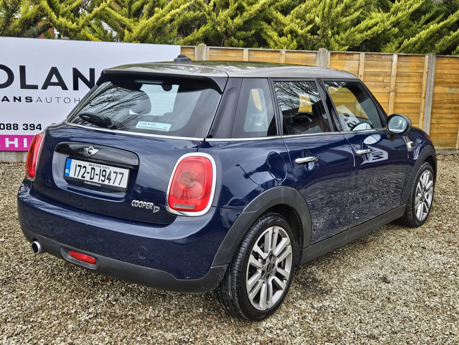 2017 MINI Hatch - image 8