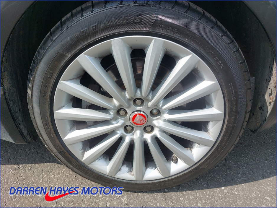 2015 Jaguar XF 2.2 D LUXURY S/S 190PS 4DR A AUTO €18,945