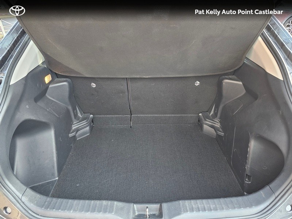 2023 Toyota Yaris Cross YARIS CROSS LUNA €27,900