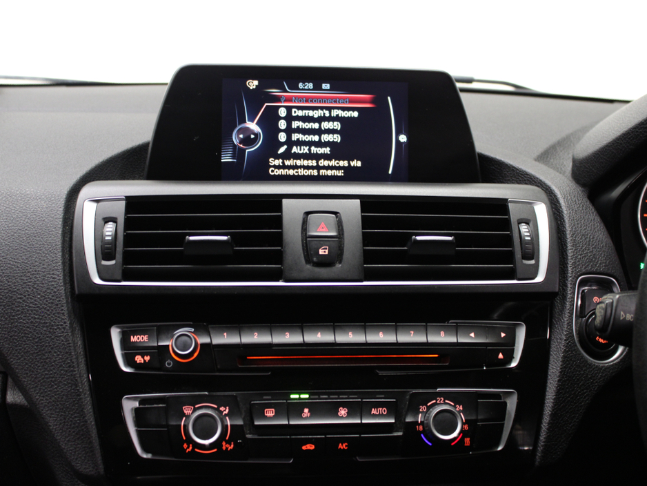 2016 BMW 1 Series - image 17