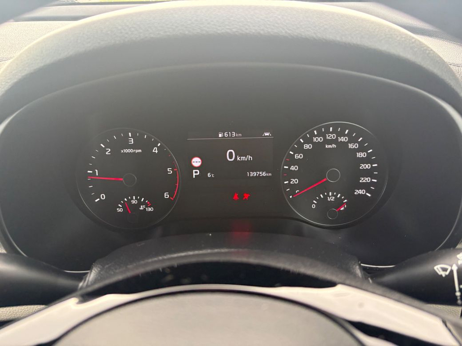 2021 Kia Sportage - image 7