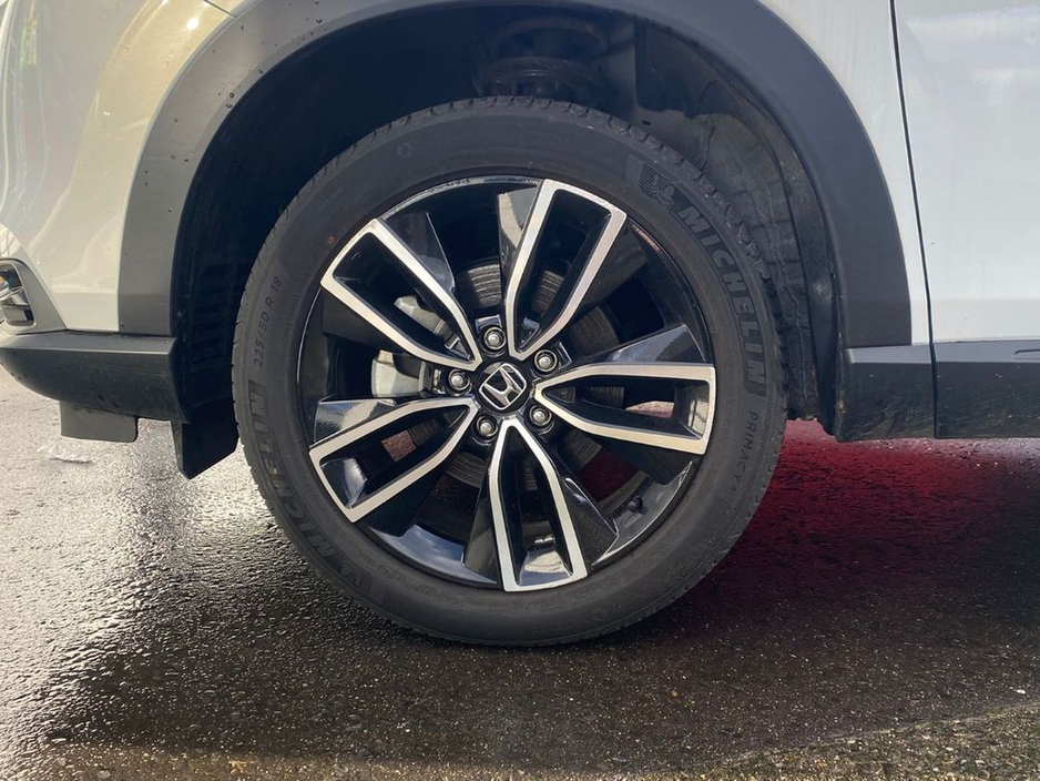 2025 Honda HR-V E:hev Elegance €38,995