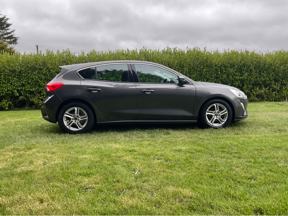 2018 Ford Focus - image 7