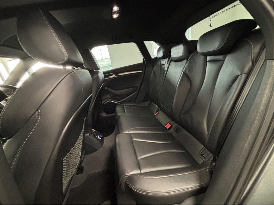 2018 Audi S3 - image 9