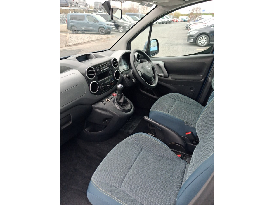 2019 Citroen Berlingo Multispace - image 8