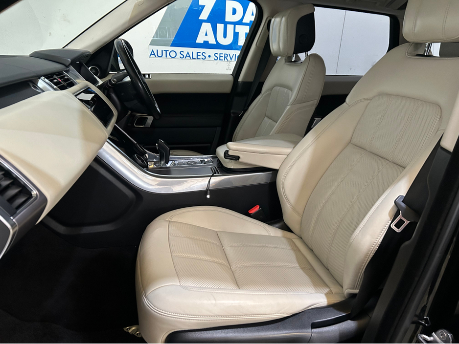 2018 Land Rover Range Rover Sport - image 8