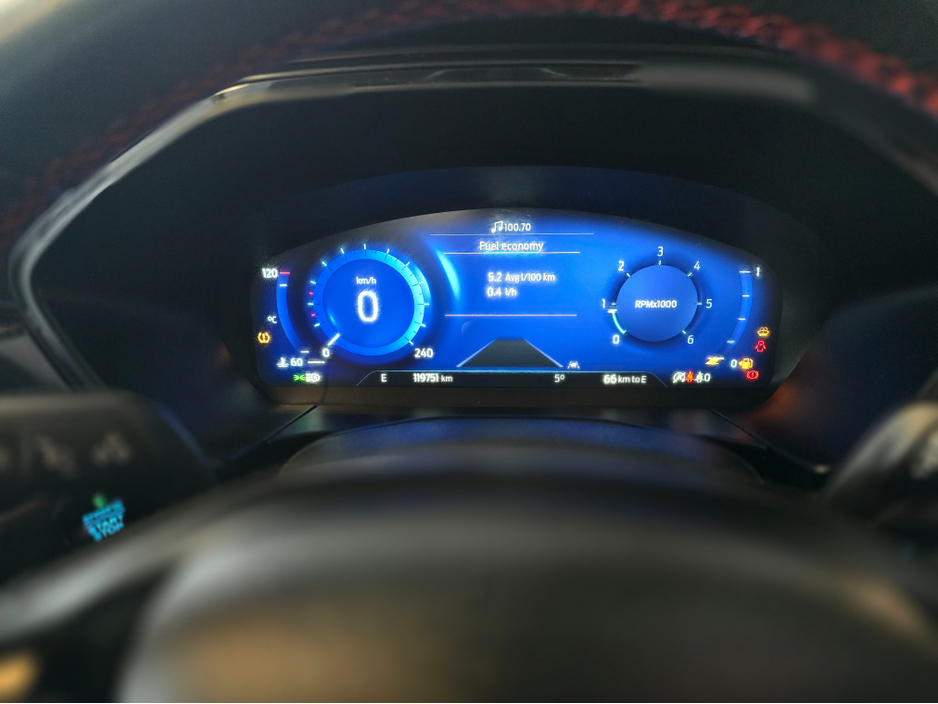 2021 Ford Kuga - image 11