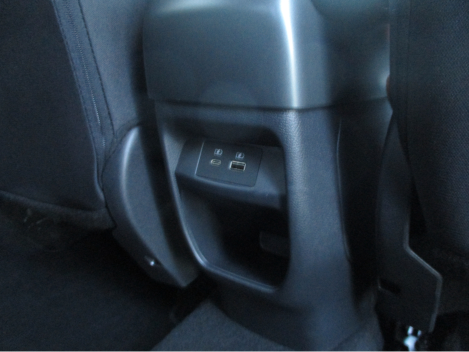 2025 Nissan Juke - image 15