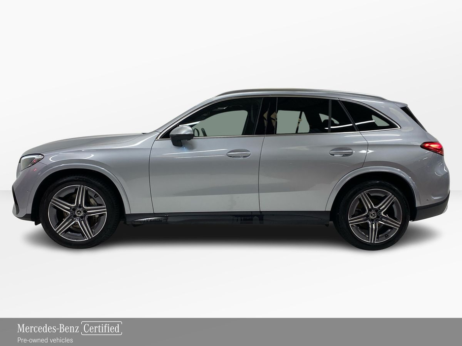 2025 Mercedes-Benz GLC Class - image 6