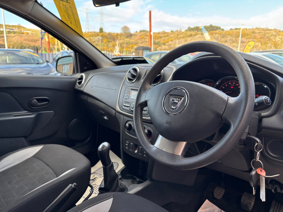 2016 Dacia Sandero Stepway - image 7
