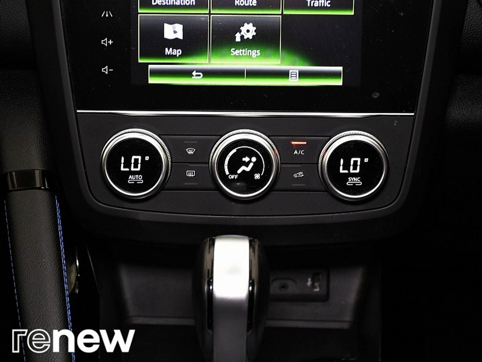 2020 Renault Kadjar - image 24