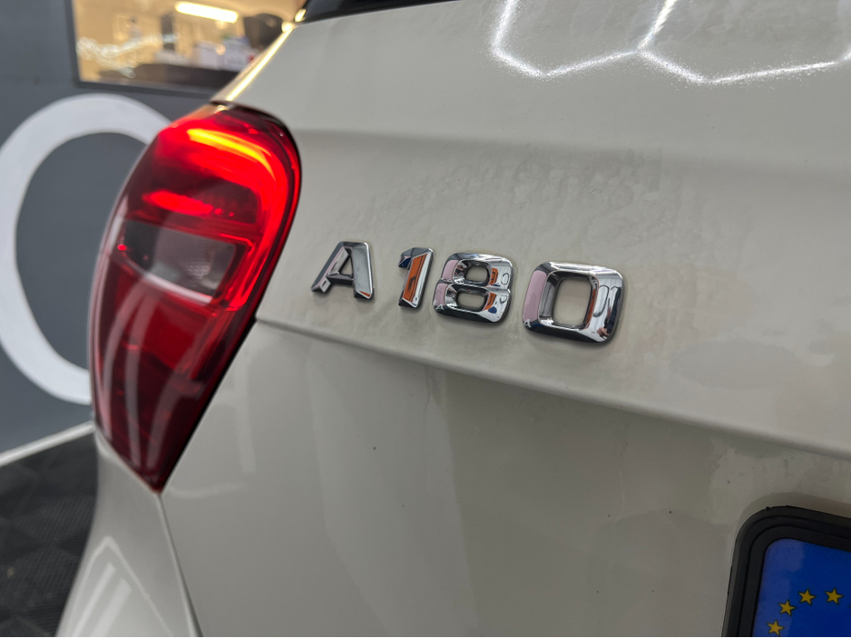 2016 Mercedes-Benz A Class €15950! 2016 MERCEDES-BENZ A180 STYLE 1.6 AUTOMATIC / CRUISE CONTROL / REVERSE CAMERA / PADDLE SHIFTERS AND MORE €15,950