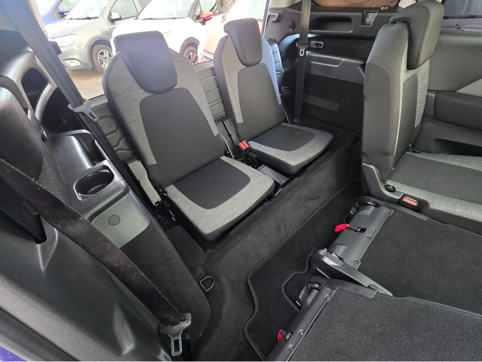 2017 Citroen C4 SpaceTourer 2.0 HDI AUTO HIGH SPEC €16,999